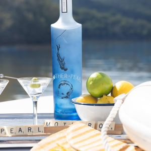 Mother of Pearl Vodka of the Sea 70cl - Image 5